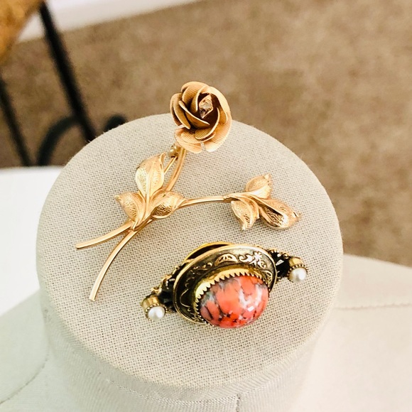 Vintage Original by Robert Pin & Gold Flower Brooch - Picture 14 of 16